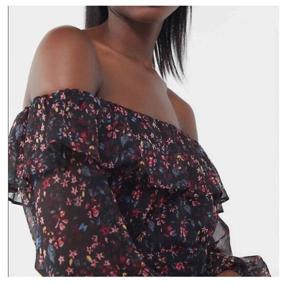 Urban Outfitters Elaine off the shoulder floral dress - Picture 9 of 9